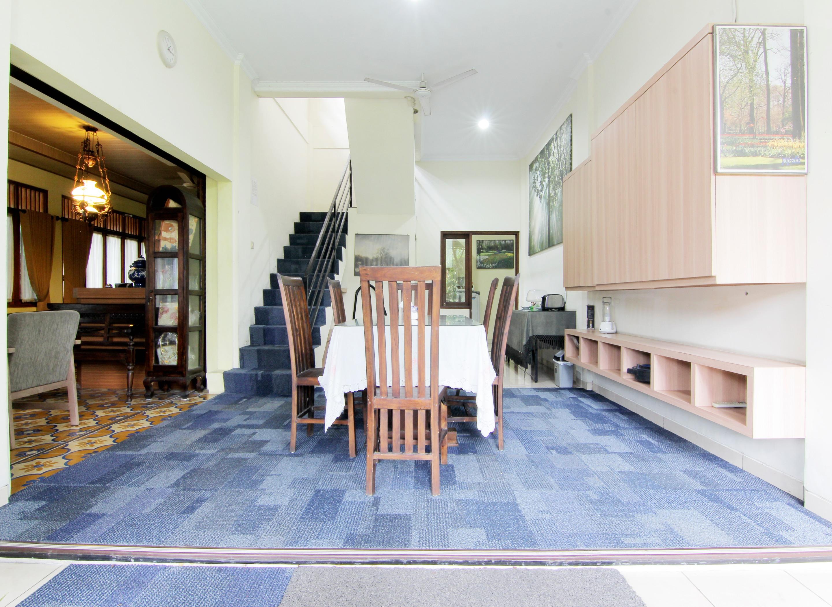 Embe Joglo Homestay Maguwo Exterior foto