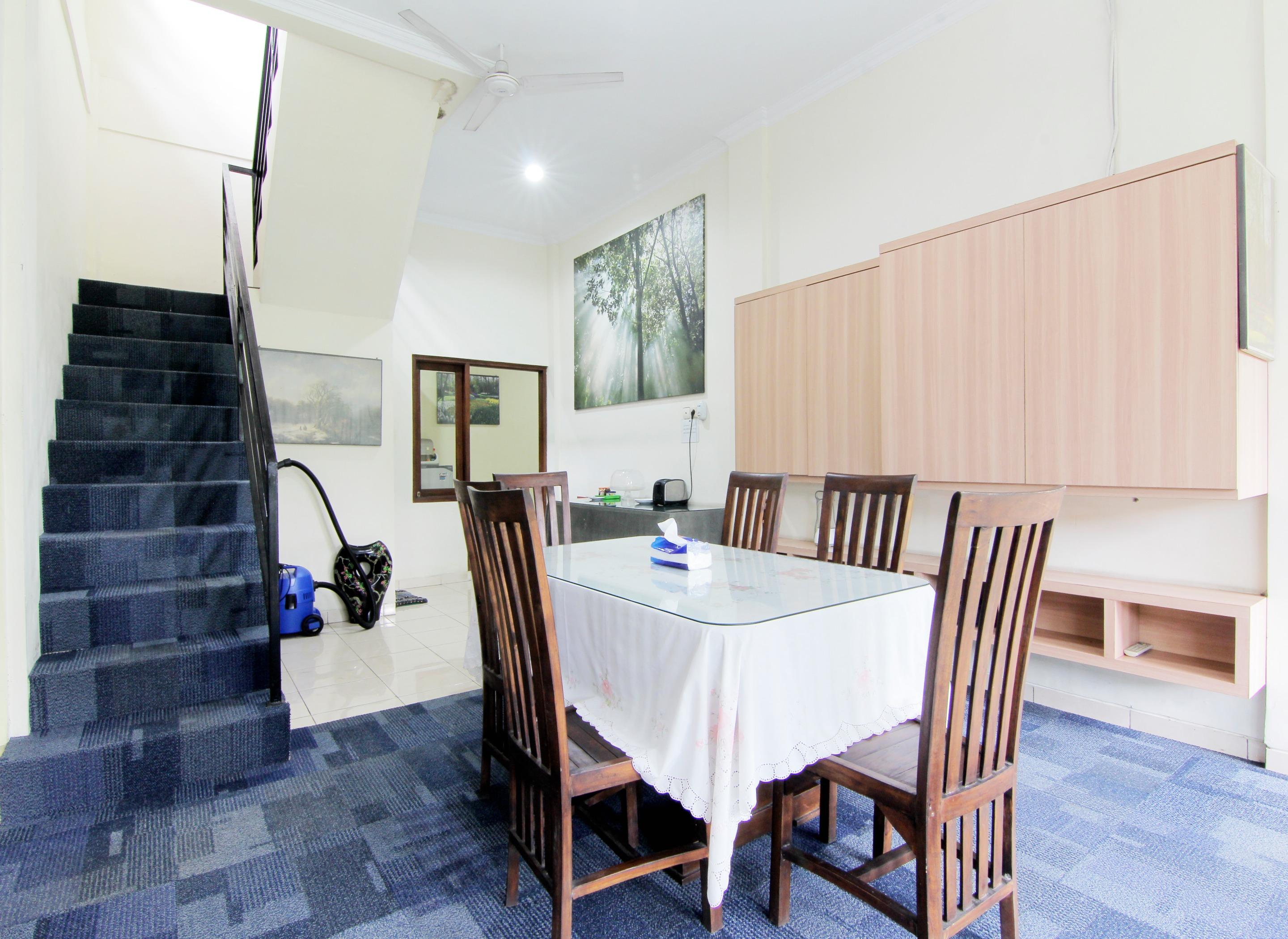 Embe Joglo Homestay Maguwo Exterior foto