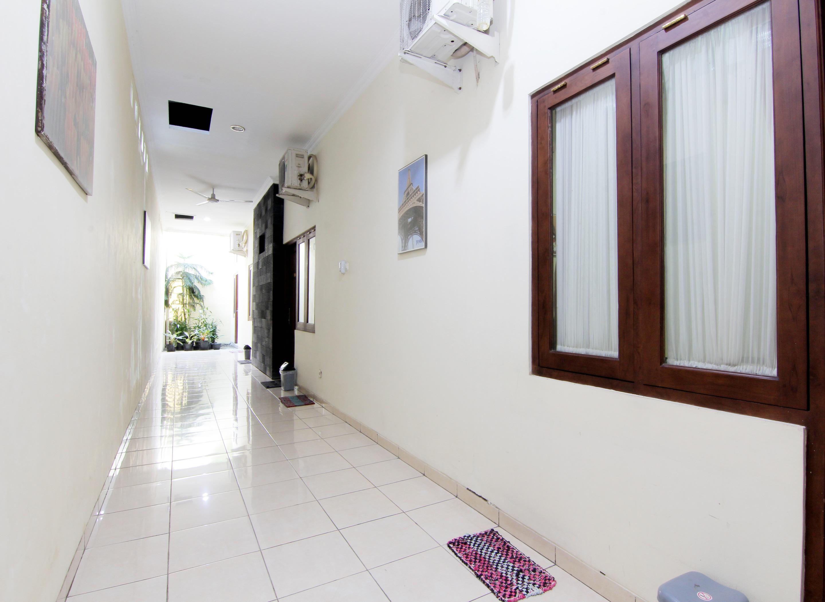 Embe Joglo Homestay Maguwo Exterior foto