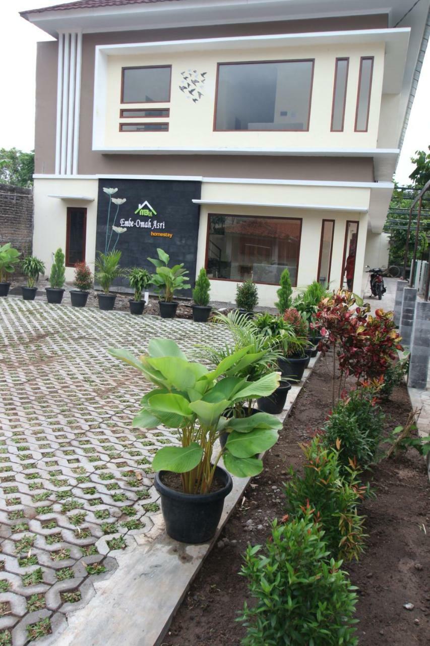 Embe Joglo Homestay Maguwo Exterior foto
