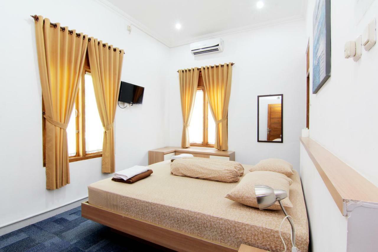 Embe Joglo Homestay Maguwo Exterior foto