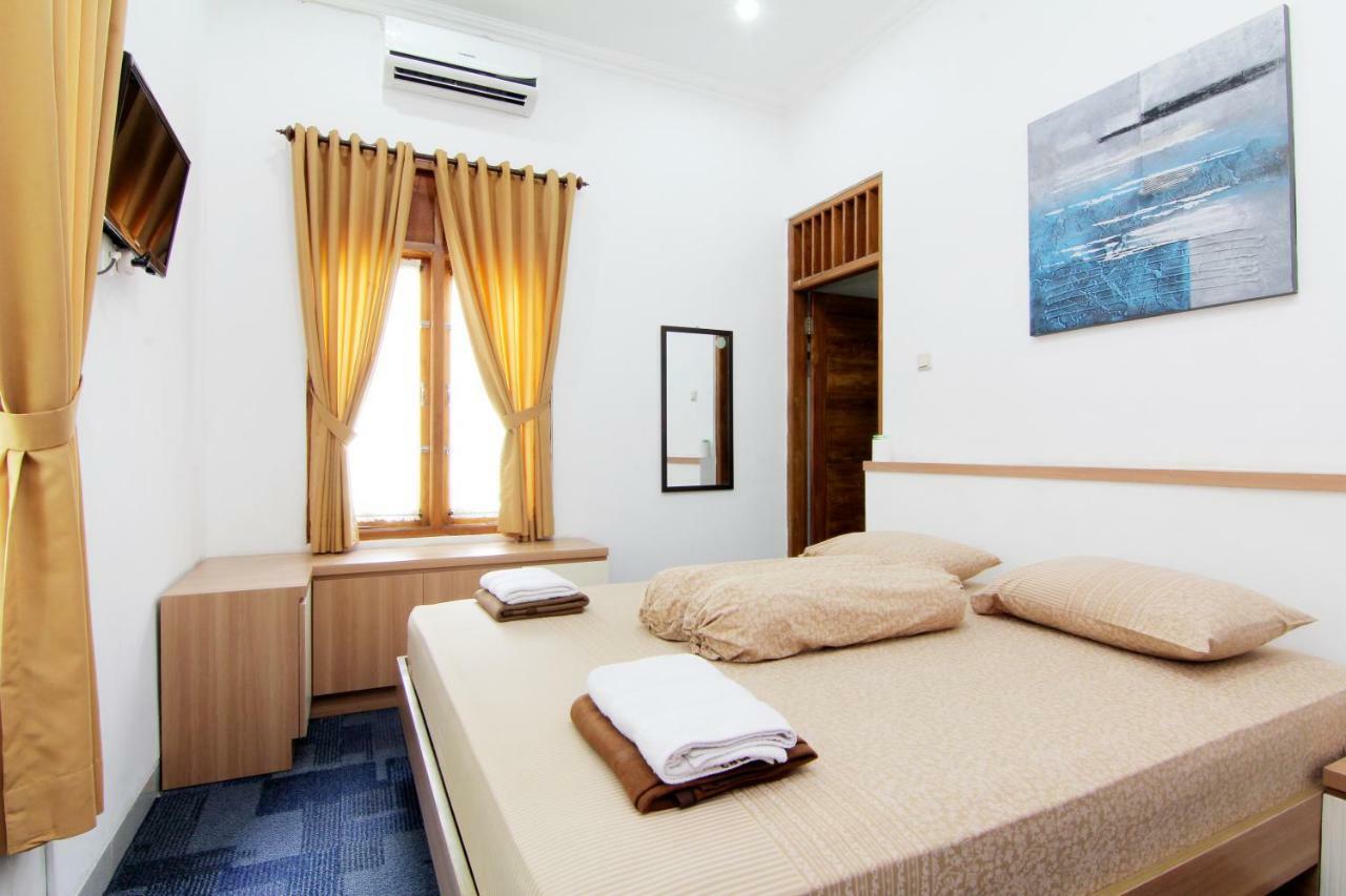 Embe Joglo Homestay Maguwo Exterior foto