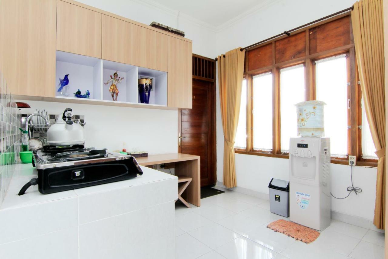 Embe Joglo Homestay Maguwo Exterior foto